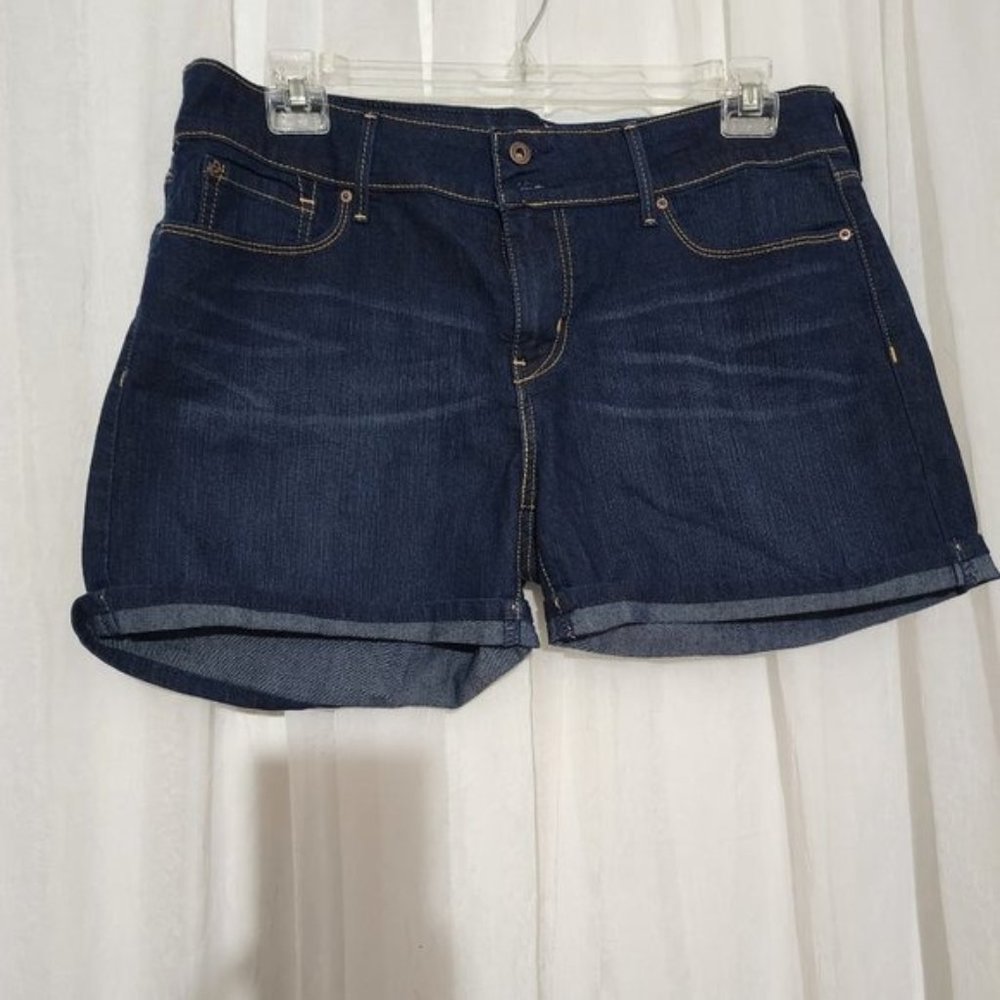 Denizen Denim Cuffed Jean Stretch Shorts Front Pockets Back Pockets Size 14